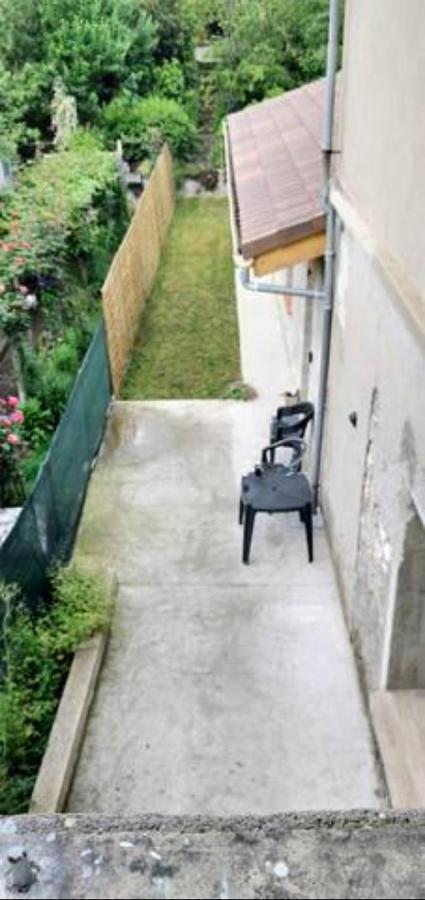A Portee De Mains Blaye-Les-Mines Exterior foto